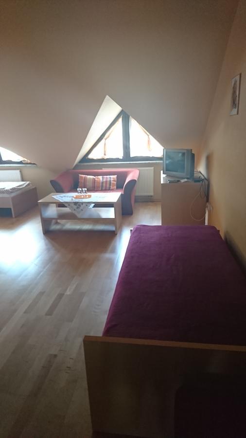 Osrodek Sportu I Rekreacji Gora Kamiensk Hotel Ozga Ngoại thất bức ảnh